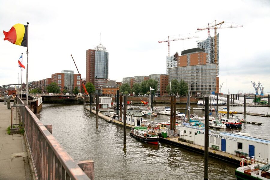 Hamburg: Hop-On Hop-Off Bus City Tour - Line F - St. Michaelis Church (Michel) and the payoff of a city view