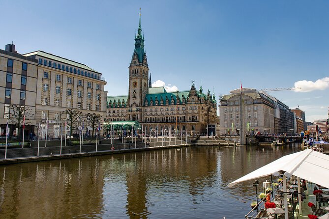 Hamburg Hop-on-Hop-off Tour, Harbor and Lake Alster Cruise - Lake Alster cruise: the calm hour that balances the rest of the day