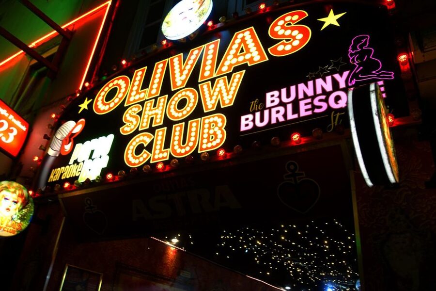 Hamburg: In the Footsteps of "Olivia" Reeperbahn Tour - Entering St. Pauli with a real story, not just street photos
