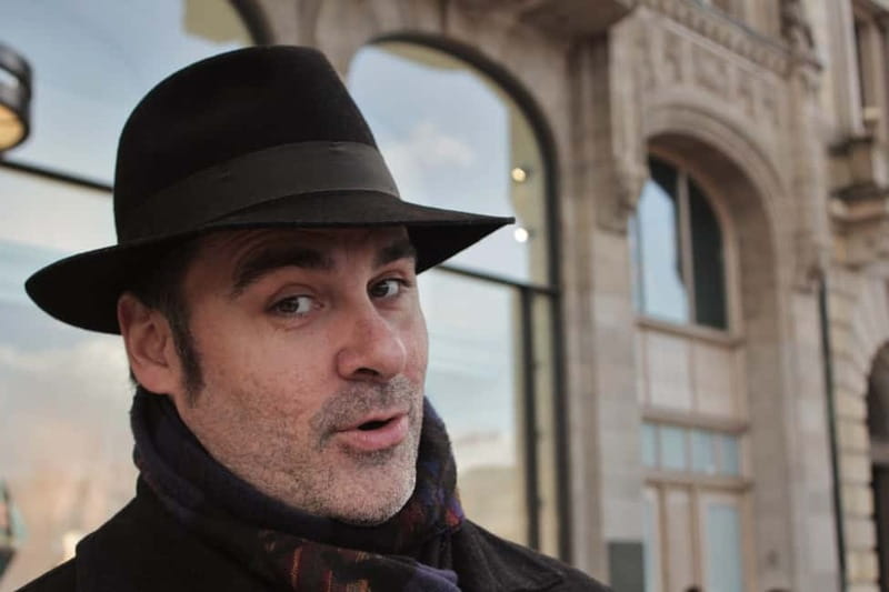 Hamburg: Interactive Crime Theater Tour in German - The first leg through hidden Hamburg: where the atmosphere does half the work