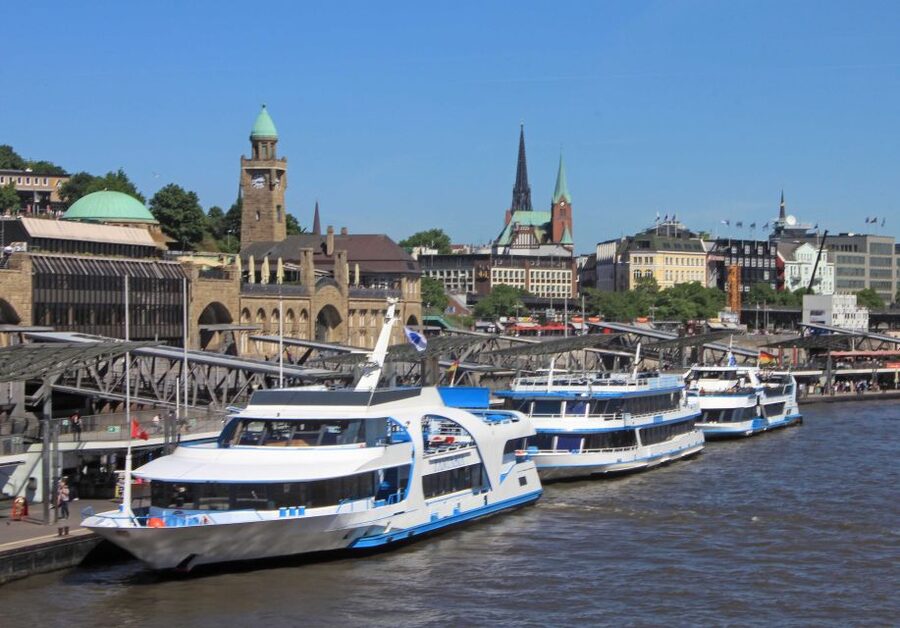 Hamburg: Line F Hop-On Hop-Off Bus and Boat Tour - Key things you’ll like about this Hamburg bus and boat combo