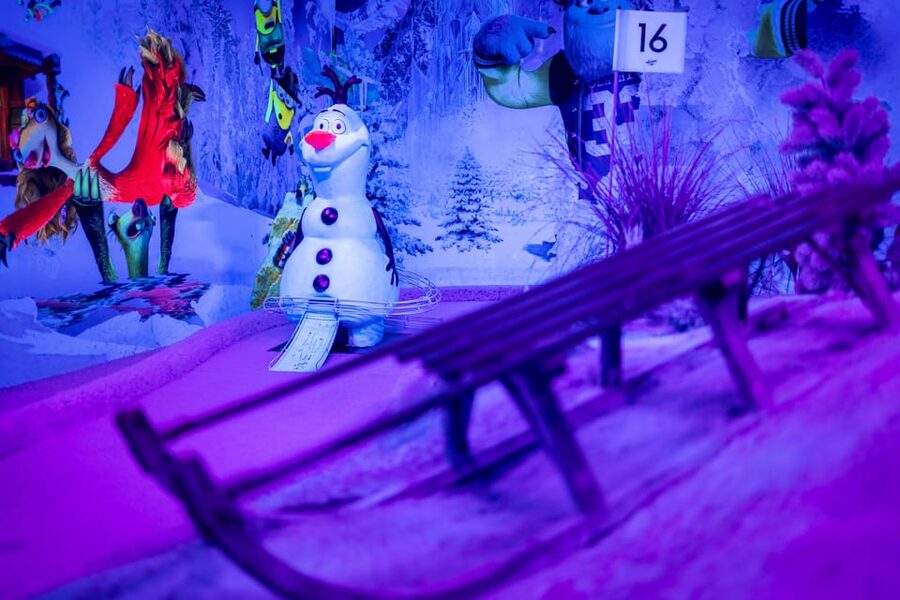 Hamburg: Moviegolf Experience - Artificial turf courses and why your ball feel matters