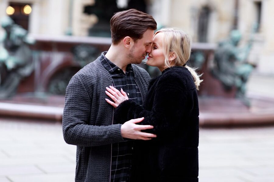 Hamburg: Private Couples' Photoshoot and Walking Tour - Townhall Hamburg Photos: Grandeur Without the Stiffness