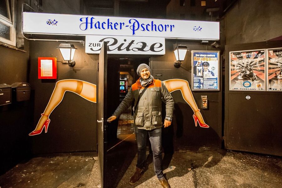 Hamburg: Sex and Crime in St. Pauli Tour for Ages 18 + - The basement boxing club, Tyson and the Klitschko brothers, plus the missing boxer story