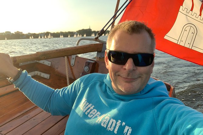 Hamburg Small-Group Sunset Sailing Cruise on Lake Alster - When wind is light, you still get the value, but adjust your expectations