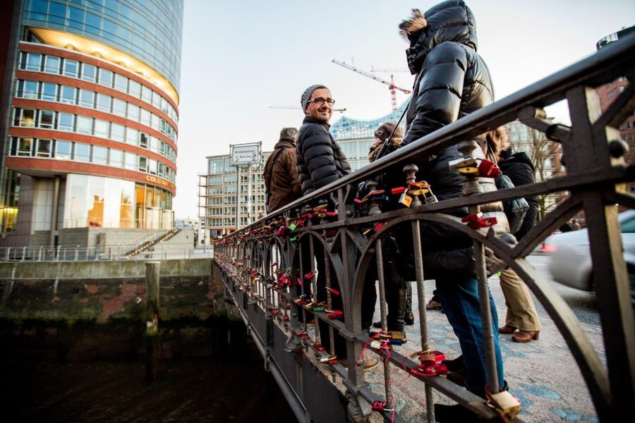 Hamburg: Speicherstadt and HafenCity 2-Hour Tour - Why This 2-Hour Walk Works in Hamburg