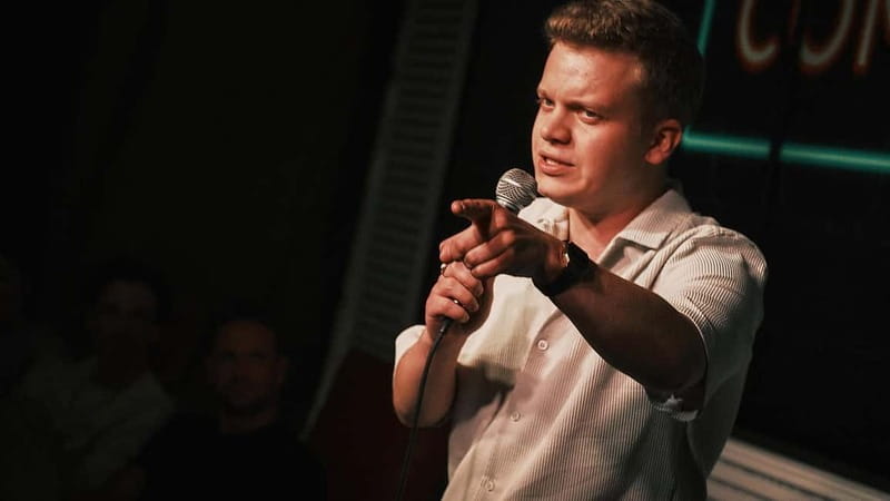 Hamburg: St. Pauli Comedy Club - Two Hours of Comedy: How the Program Feels in Real Life