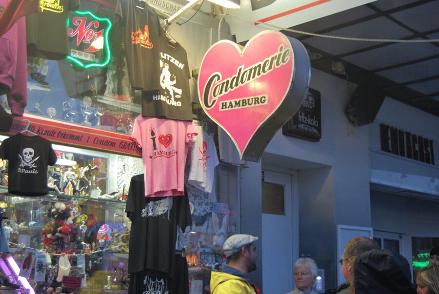 Hamburg: The Ultimate Sex, Drugs, and Hotdog Tour - Price and value: what $353 per group really means