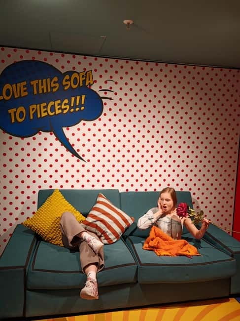 Hamburg: Ticket for the Paradox Museum - Staff help and smartphone-ready experiences