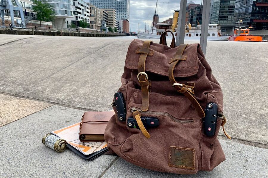 Hamburg: Treasure Hunt Game through HafenCity - Pacing and Practical Reality: 2.5 Hours, 4.5 Kilometers, and Real Walking Shoes