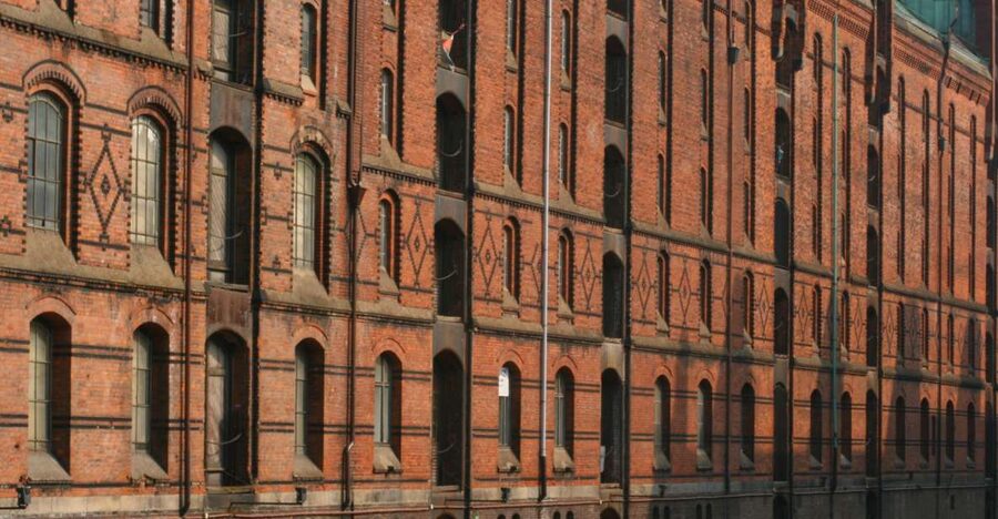 Hamburg: UNESCO-World Heritage Sites Tour - Sprinkenhof and Chilehaus: Kontorhäuser as working city power