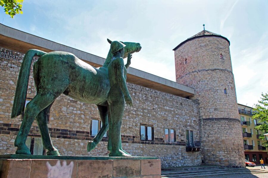 Hannover: Guided City Walk - Who should book this Hannover guided city walk