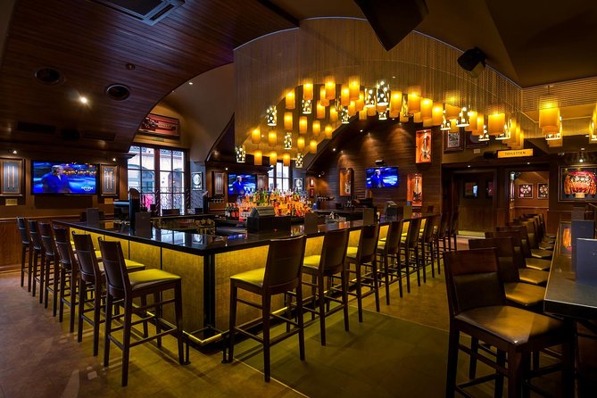 Hard Rock Cafe Munich with Set Lunch or Dinner - Priority seating, the Rock Shop, and why the atmosphere matters
