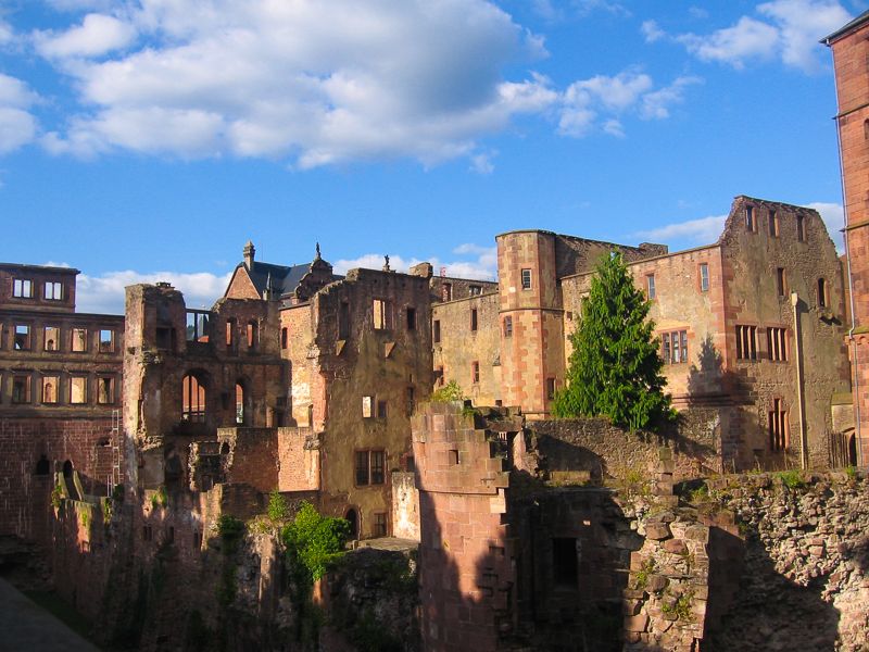 Heidelberg Castle Tour: Residence of the Electors - Hortus Palatinus ruins to Bushel Terrace: where the tour gets you oriented