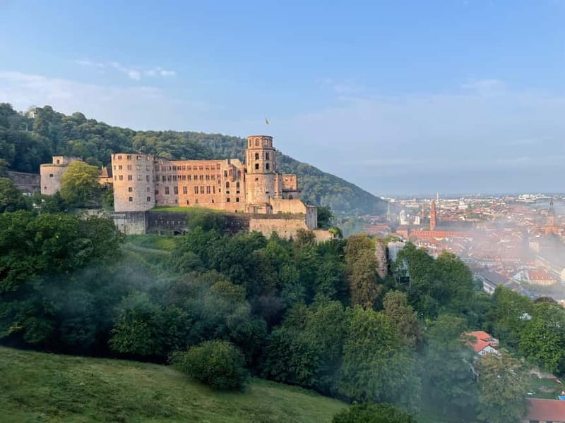 Heidelberg: Discover Heidelberg Castle - experience history up close - 2 hours above Heidelberg, with a route that makes sense