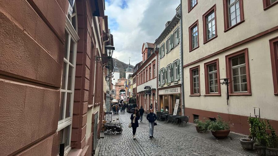 Heidelberg: Experience our history 1.5-hour walking tour through the old town - Heiliggeistkirche and the Old-Town Religious Story