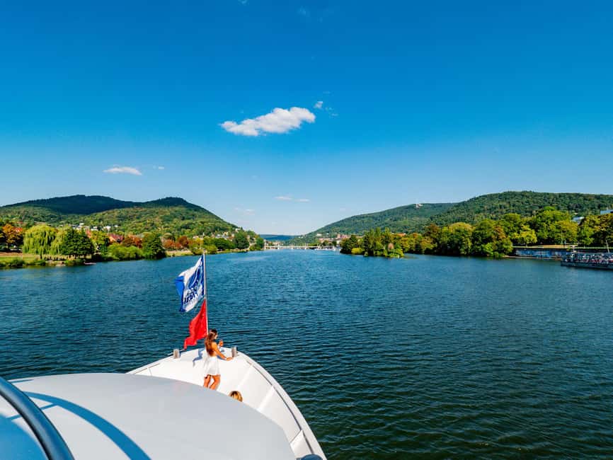 Heidelberg: Neckar River Sightseeing Cruise with a Drink - Who should book this Neckar cruise, and who might not love it