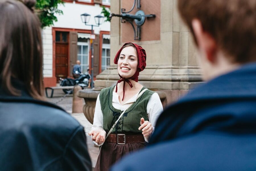 Heidelberg: Scary Tour with Hangman’s Daughter - The Guide in Historical Costume: Why It Actually Matters