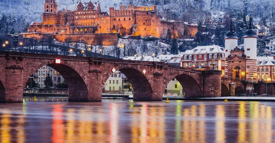 Heidelberg: Sightseeing Boat Tour with Mulled Wine - From the Neckar Pier to the Old Bridge: Your First Heidelberg Views