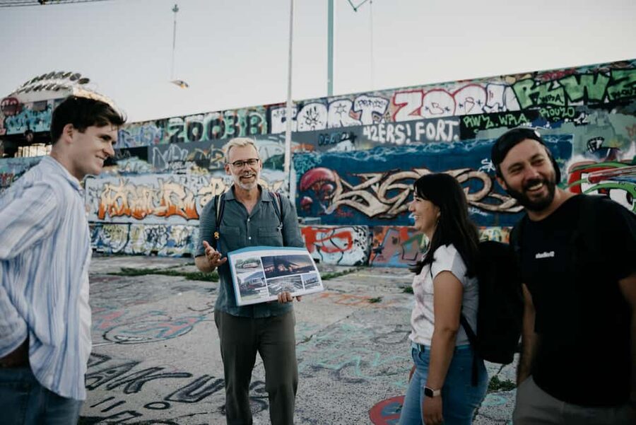 Hidden Architectural Gems of Munich (Max. 16 guests) - MS Utting and the bridge stops: architecture through Munich’s water story