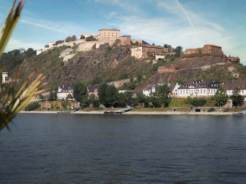 Koblenz: City & Sightseeing Boat tour on the Rhine - Onboard experience: La Paloma, loudspeaker commentary, and how to watch comfortably