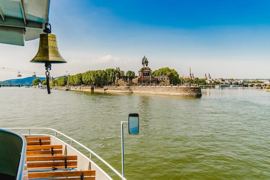 Koblenz: Panoramic Cruise on Moselle River to Winningen - Koblenz to Winningen by Boat: What the 2.5 Hours Really Feels Like