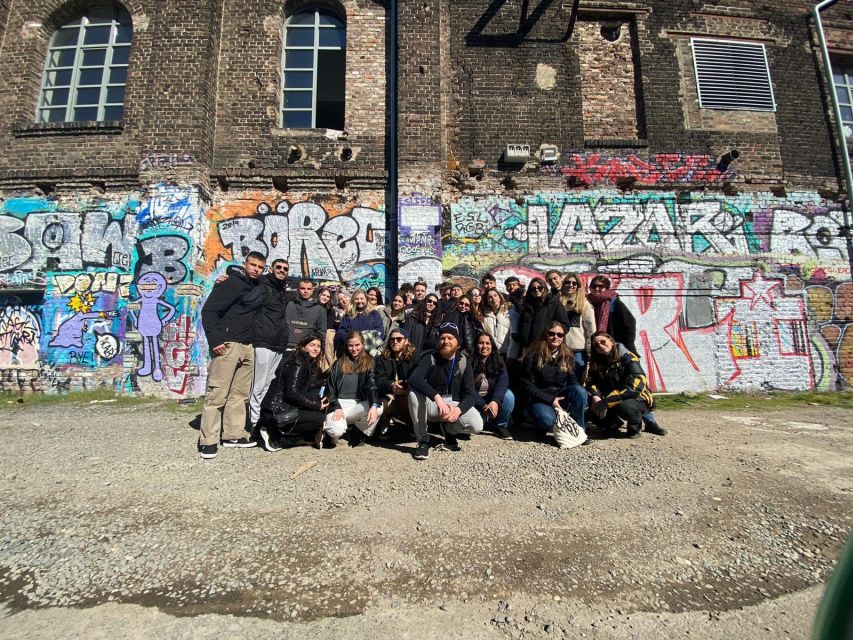 Köln Ehrenfeld: Street Art und Graffiti Tour Walls of Wonder - Guide time that feels personal, Michael and Thomas as examples