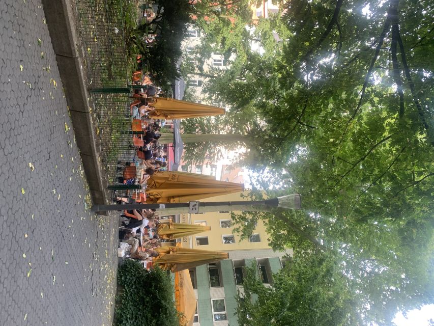 Kölsche Büdchen Tour im Belgischen Viertel Köln - Boutique and market energy: how the Belgian Quarter feels in motion