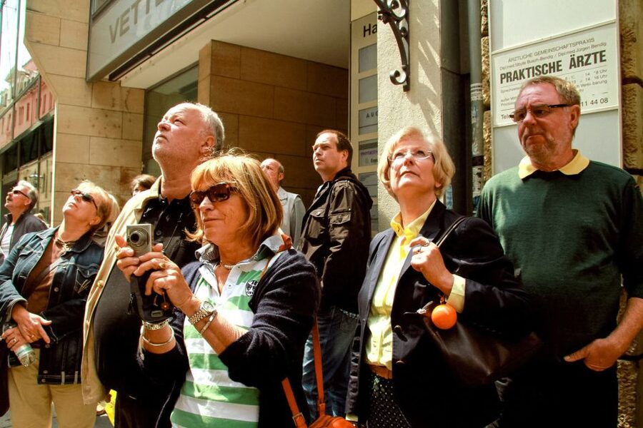 Leipzig: 1.5-Hour Historical Walking Tour in German - Getting Oriented at Katharinenstraße 8 (And Why It Matters)