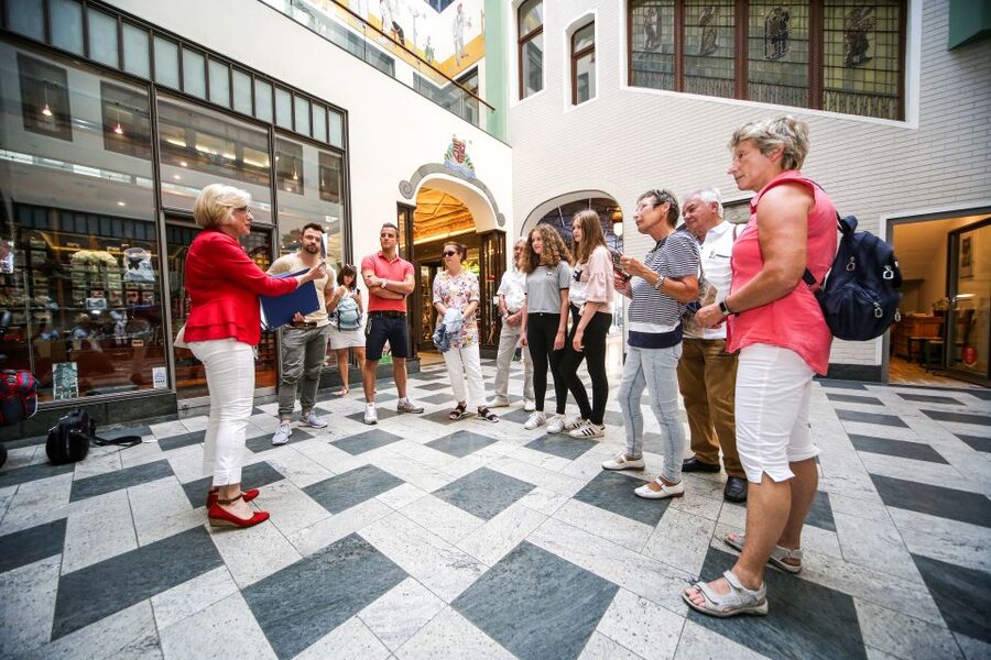 Leipzig: 2-Hour Guided Walking Tour in German - Price and time: is $18 worth a 2-hour German-guided tour?