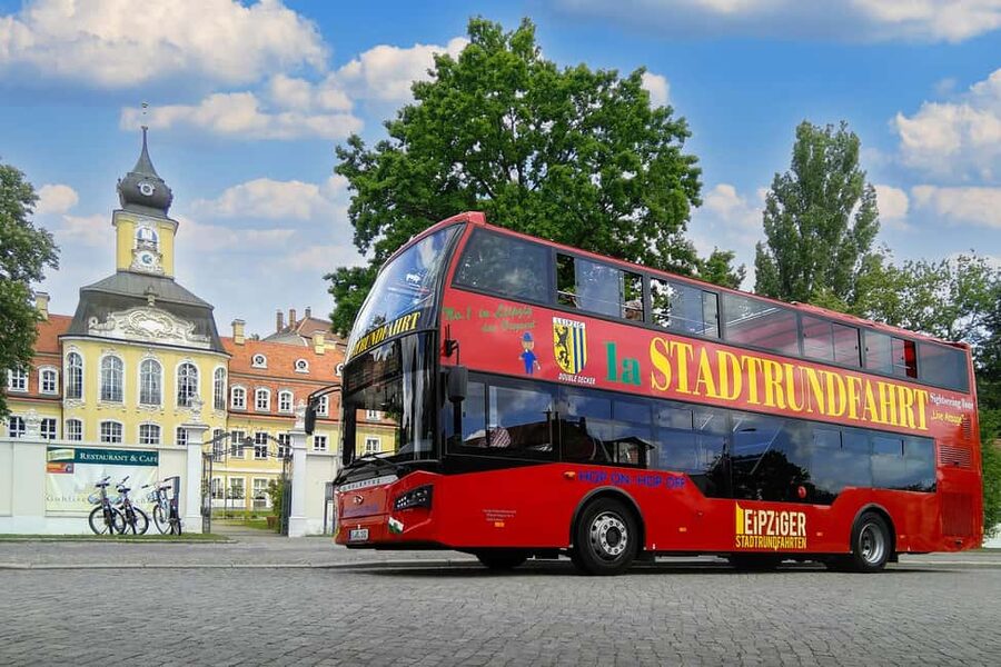 Leipzig: Bus Tour - Getting oriented: Central Station, Winter Garden sights, and the Old City