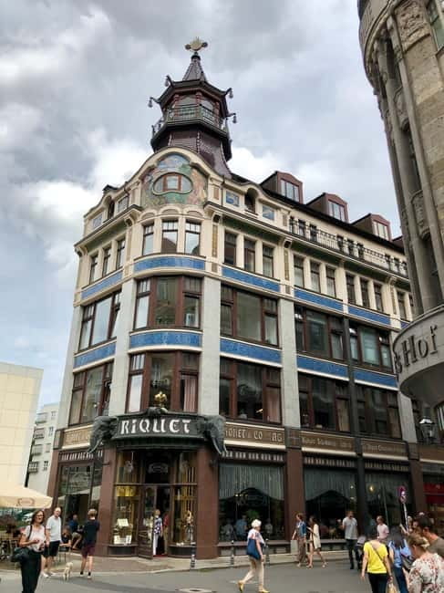 Leipzig: Old Town Tour - innovative & entertaining - Riquethaus, Goethe statue, Alte Börse, and those easy-to-miss details