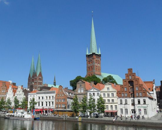 Lübeck: Classic Tour of the Hanseatic City - Why Lübeck’s seven spires feel like more than a nickname