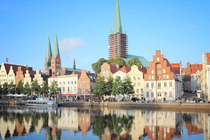 Lübeck Scavenger Hunt and Highlights Self Guided Audio Tour - Phone, internet, and comfort tips that prevent stress