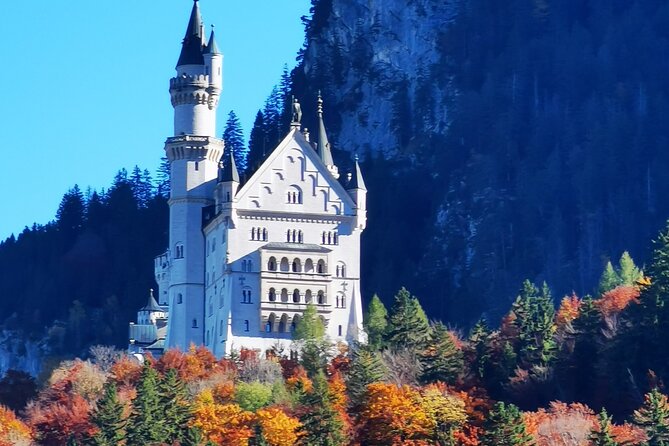 Mike's Neuschwanstein & Linderhof Private Tour from Munich - Reutte Lunch and Plansee Lake: A Real Break That Keeps the Day Human