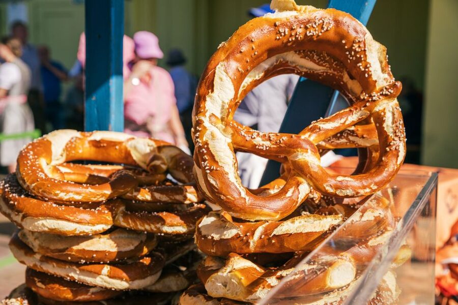 München: Oktoberfest Experience and Lunch in Tent - Should You Book This Oktoberfest Lunch and Tent Experience?