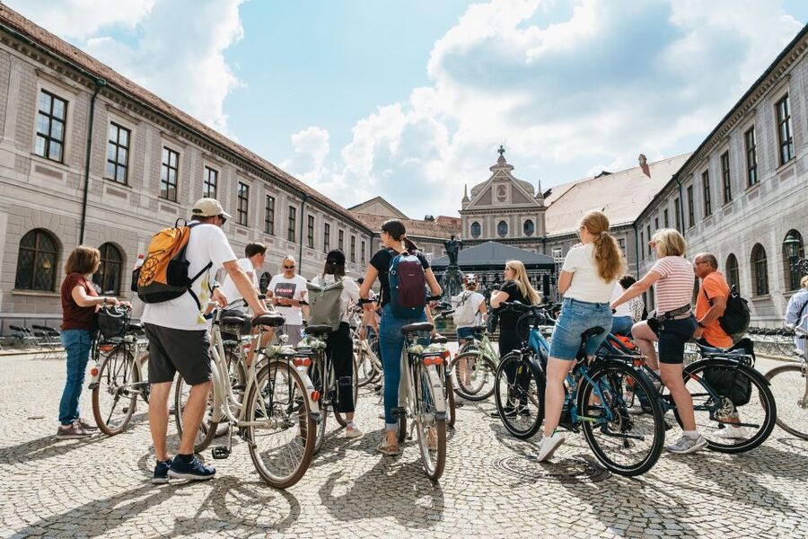 Munich 3-Hour Guided Bike Tour - Hofbräuhaus, beer-hall culture, and why the stop feels like Munich