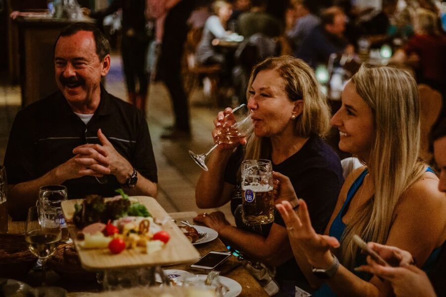 Munich: Beer and Food Tour with Dinner & Oktoberfest Museum - A first-night win for Munich’s beer culture