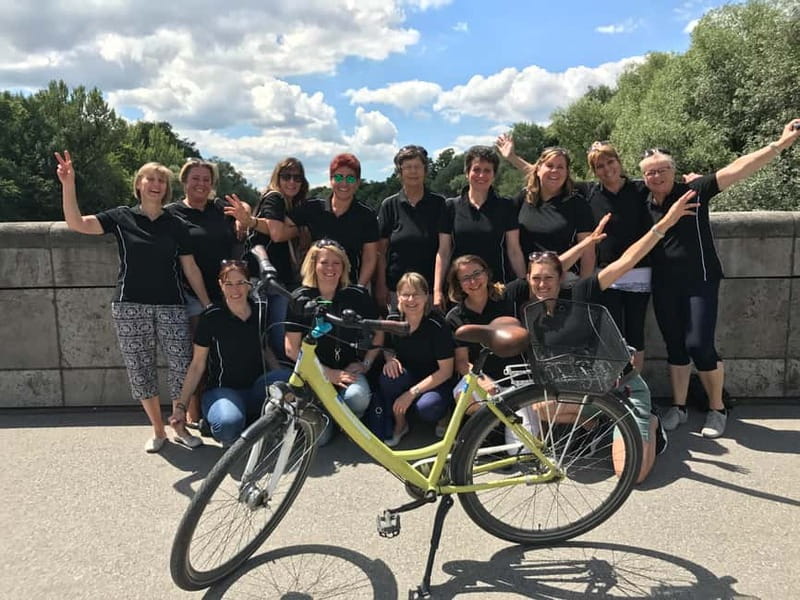 Munich by Bike: Half-Day Tour with Local Guide - The Isar River Ride Back to Old Town and Marienplatz