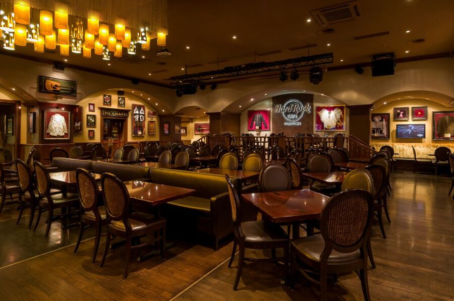 Munich: Hard Rock Cafe with Set Menu for Lunch or Dinner - Accessibility and who this experience suits best
