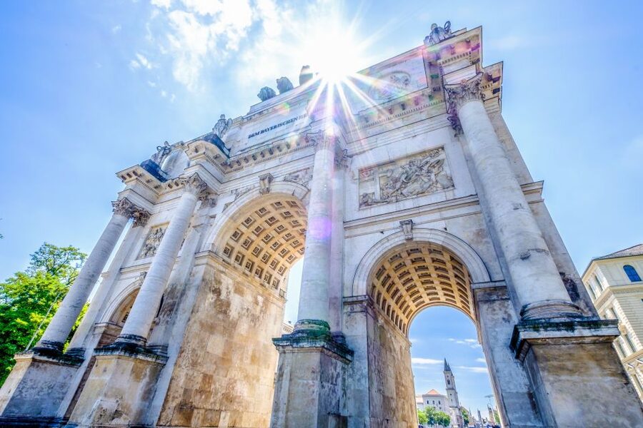 Munich Hop-On Hop-Off Tour: 1-Day or 2-Day Ticket - Schwabing route: a different neighborhood angle