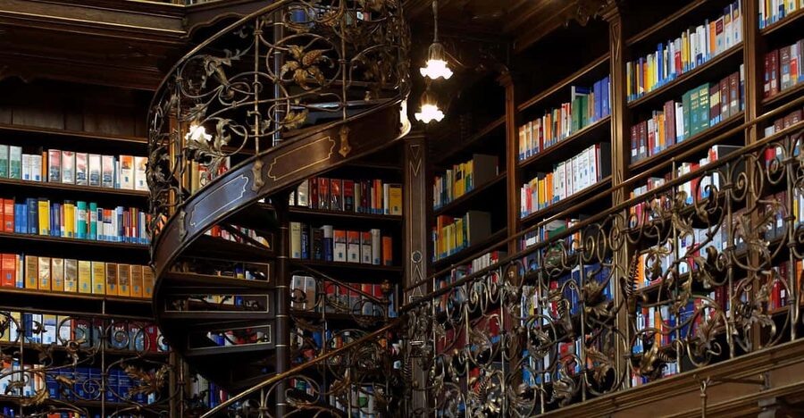 Munich: Law Library Guided Visit with Entry Tickets - Who should go, and who should skip it