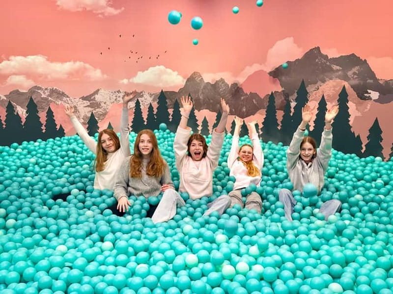 Munich: Magic Bavaria - Museum of Fun, Selfies and Illusions - Where to find it at the Mona shopping center