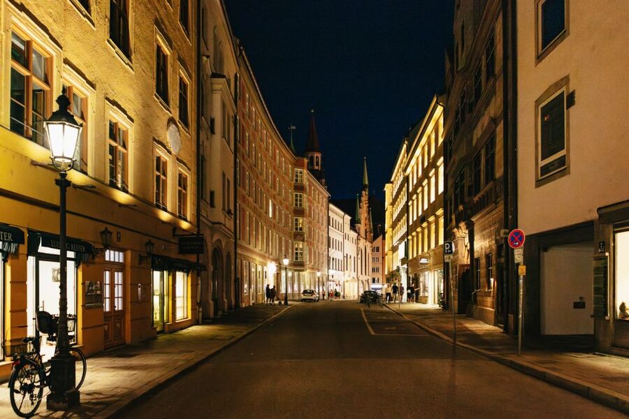 Munich: Middle Ages Tour with Night Watchman - Why this medieval night watchman route works in Munich