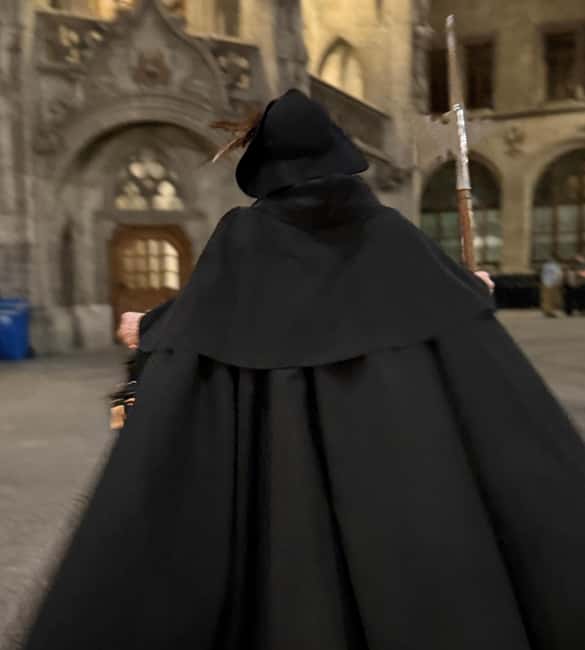 Munich: Night Watchman Tour in English - Timing, walking comfort, and what to wear on a night tour