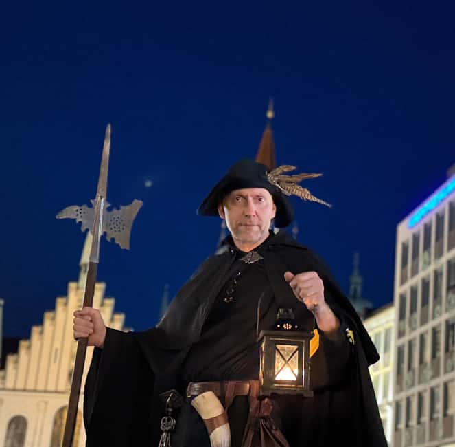 Munich: Night Watchman Tour in English - Should you book the Munich Night Watchman Tour?
