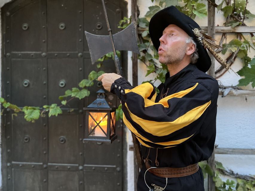 Munich: Night Watchman Walking Tour - Schäfflergasse: wine replaced beer in the Middle Ages