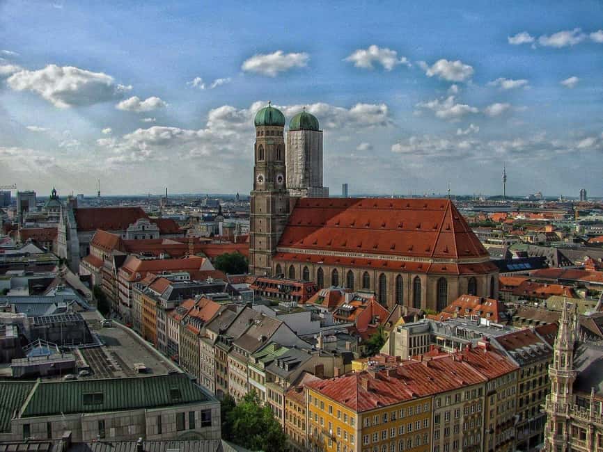 Munich Old Town - Guided Walking Tour in English - Marienplatz: the New Town Hall, Old Town Hall, and the carillon moment