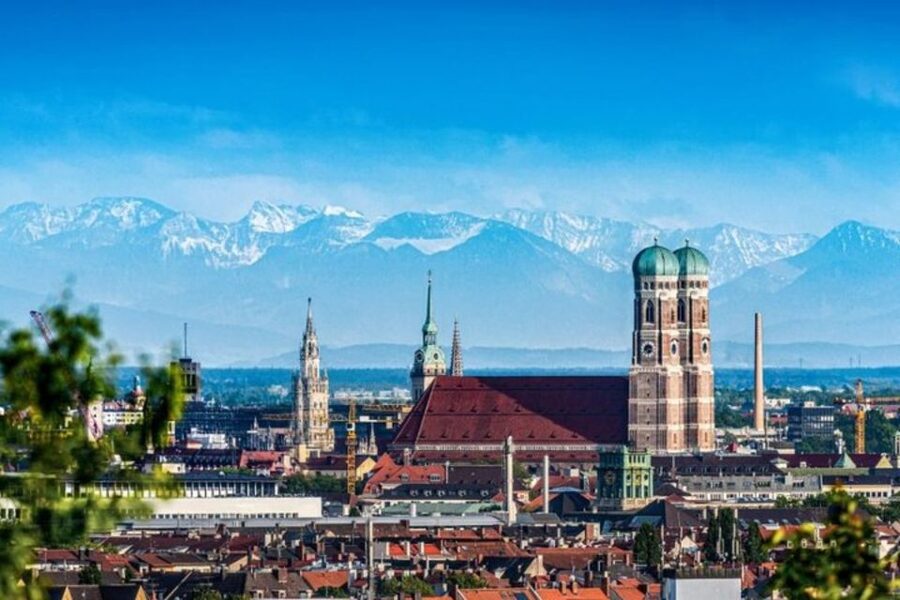 Munich : Private Walking Tour with A Guide (Private tour) - Why Munich makes more sense with a one-on-one guide