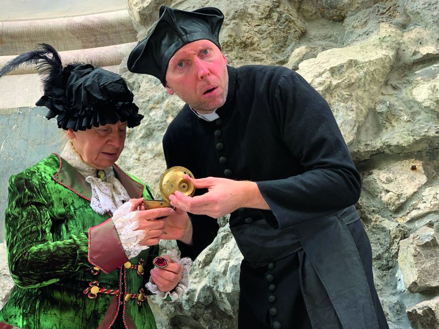 Munich: Scary Tour with actors in GERMAN - Key highlights worth showing up for